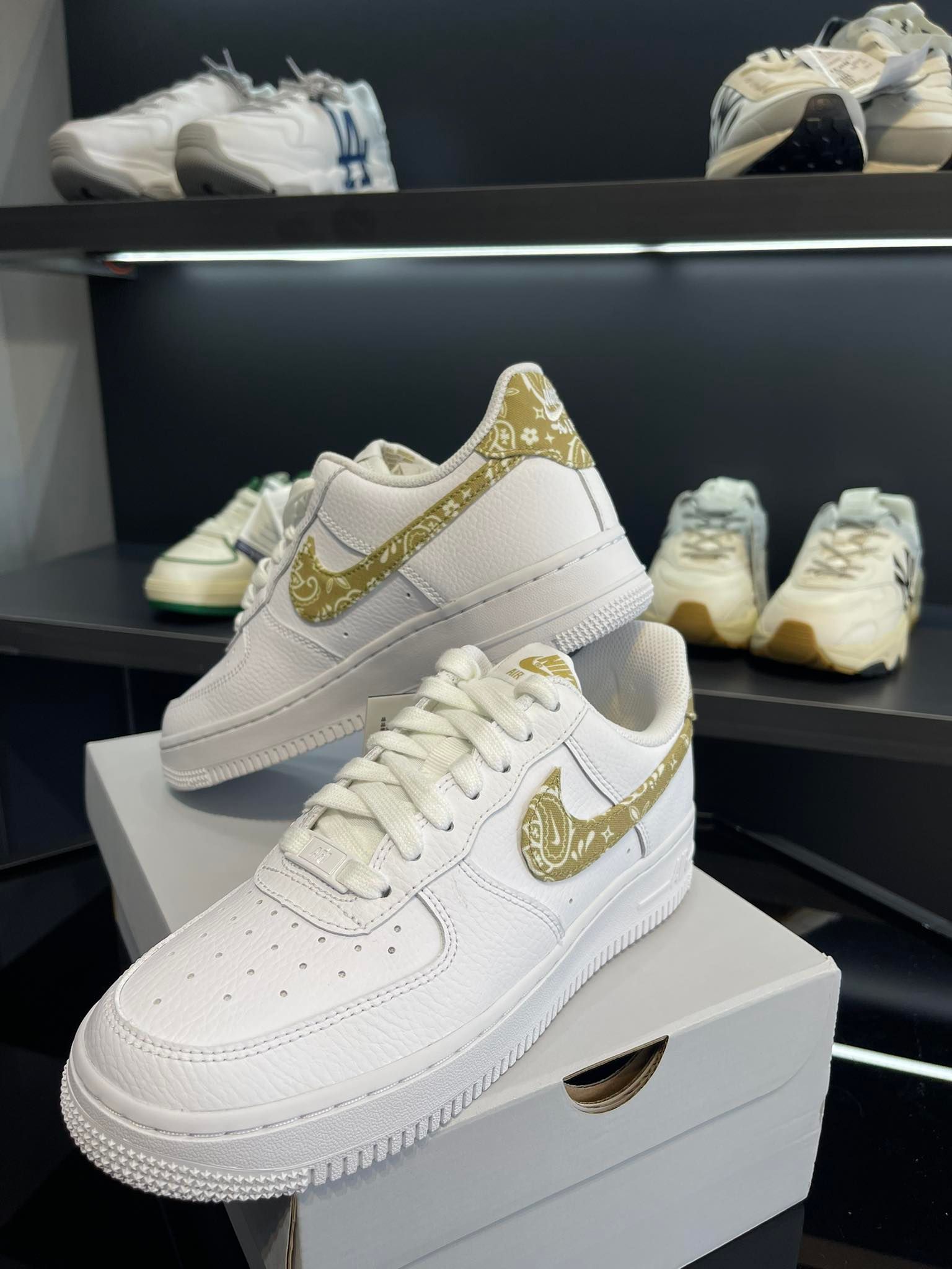 Giày Nike AF1 07 ESS